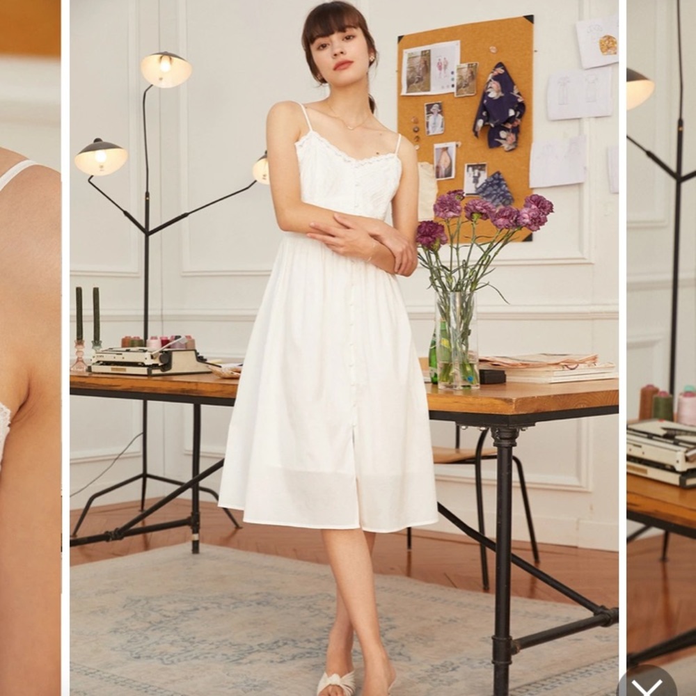 Simple retro white cotton dress